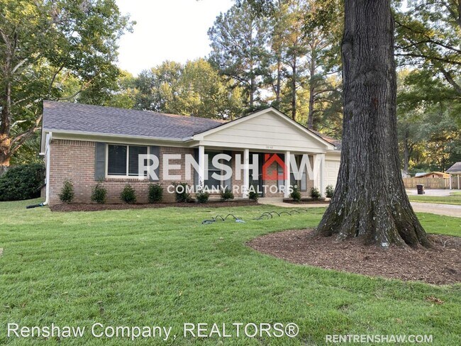 Building Photo - 3 br, 1.5 bath House - 1058 Greenview Rd