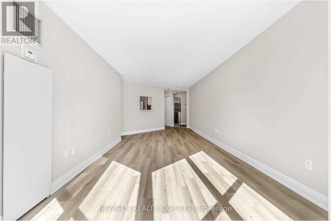 Building Photo - 5 Concorde Pl