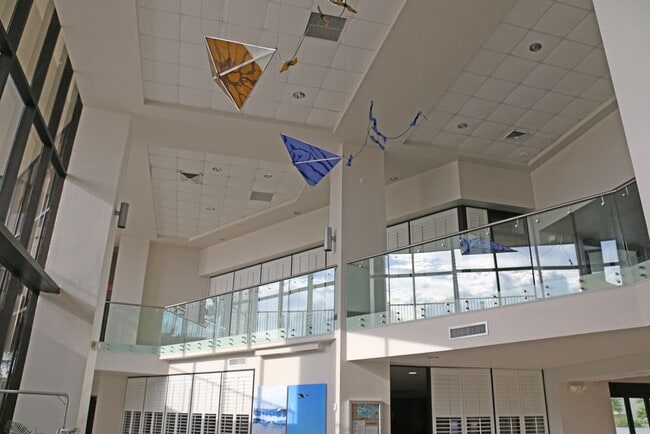 Building Photo - 708 Padre Blvd