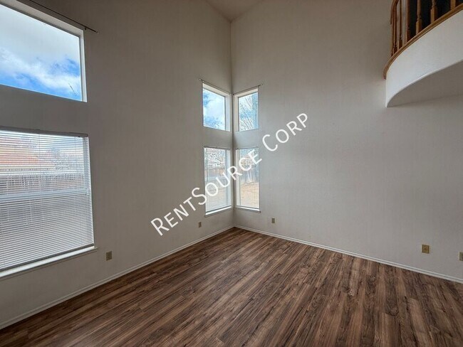 Foto del edificio - 42456 Coronet Ct