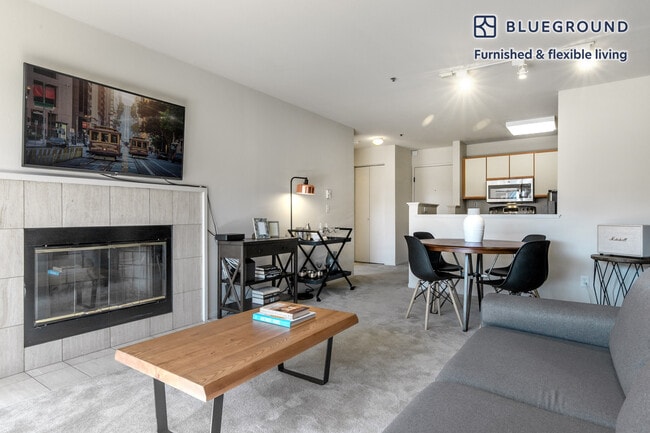 Building Photo - 570 Beale St