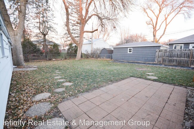 Building Photo - 3 br, 2 bath House - 1405 14th Ave NW