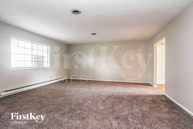 Foto del edificio - 819 Moss Oak Ct