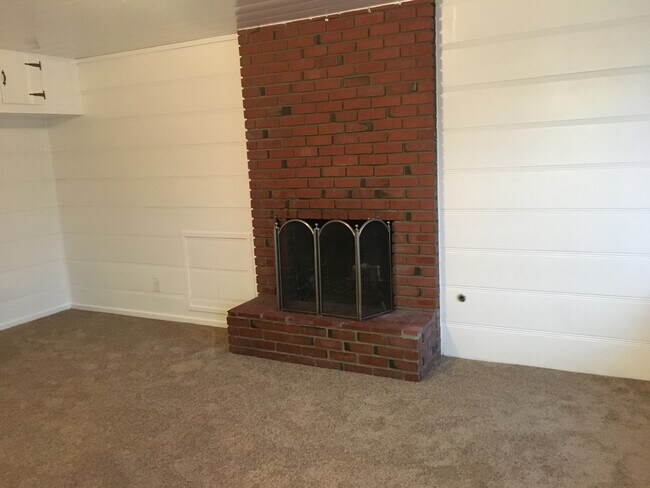 Foto del edificio - 2675 E Harrison St
