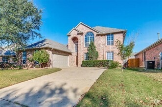 Building Photo - 2625 Alpena Dr