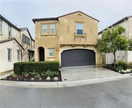 Building Photo - 26276 Tiger Lilly Ave