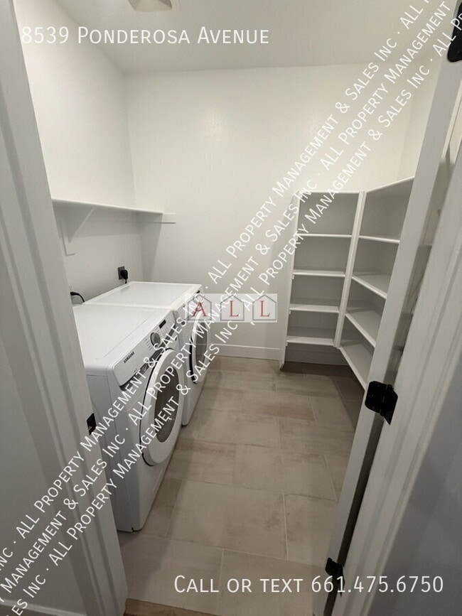 Building Photo - 8539 Ponderosa Ave