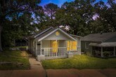 Primary Photo - Spacious 4 Bedroom 2 Bath Home