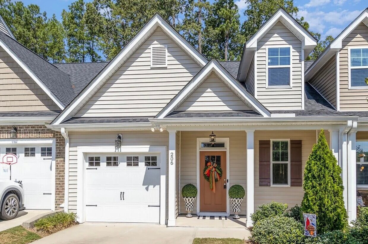 Foto principal - 206 Churment Ct