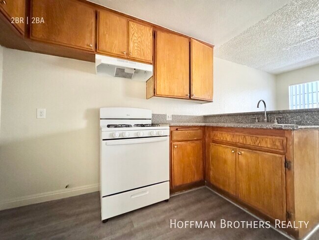 Foto del edificio - 15552 Nordhoff St