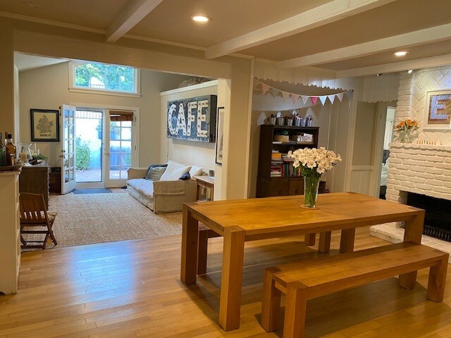 Dining thru sitting room - 1936 Weepah Way