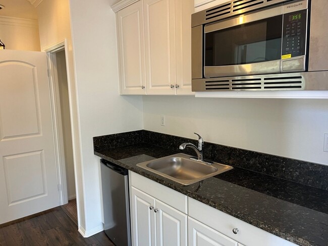 Building Photo - 34770 Carina Pl.