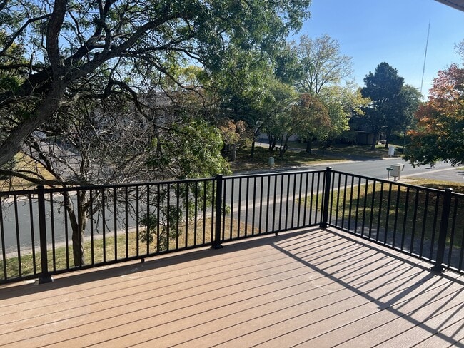 Foto del edificio - 4173 Sylvia Ln S