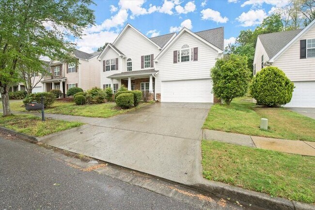 Building Photo - 5 Bedroom in Buford. Great School