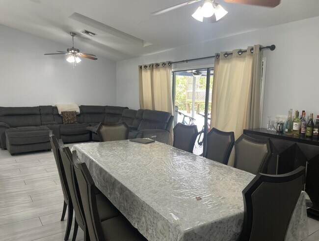 Foto del edificio - 15684 86th Way N