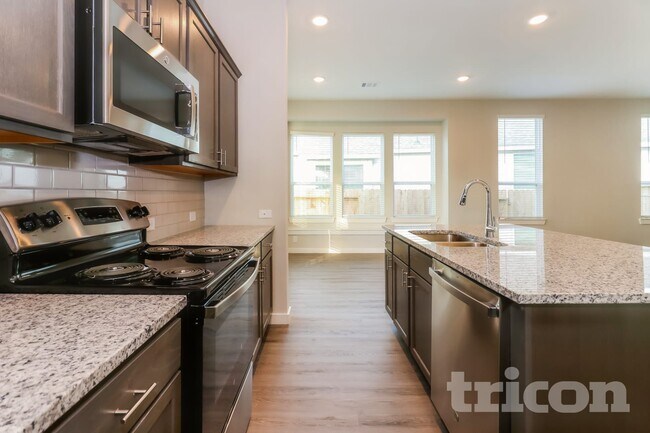 Foto del edificio - 2351 Cohorn Trl