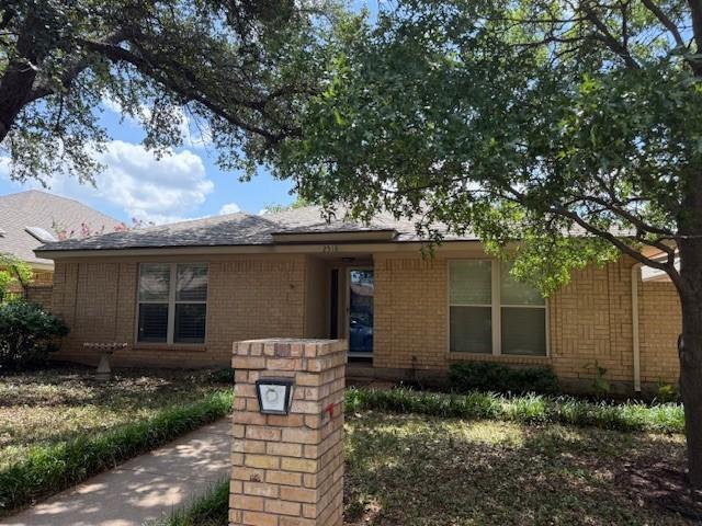 Foto del edificio - 2518 Sunnibrook Ct