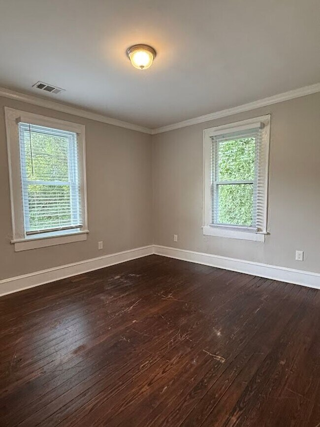 Foto del edificio - 3 Bed 1 bath in Atlanta!