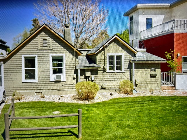 Photo - 408 Harrison St House