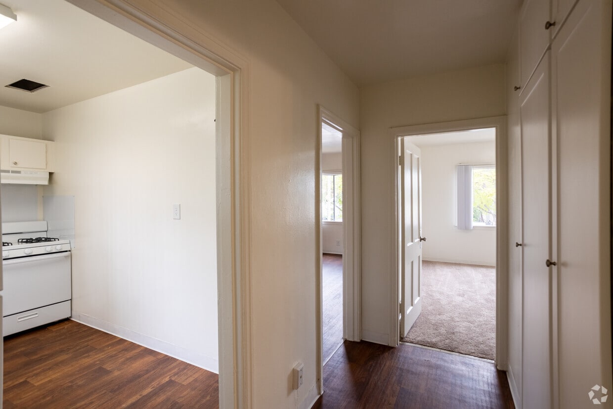 Wyvernwood Garden Apartments Apartments in Los Angeles, CA Westside Rentals