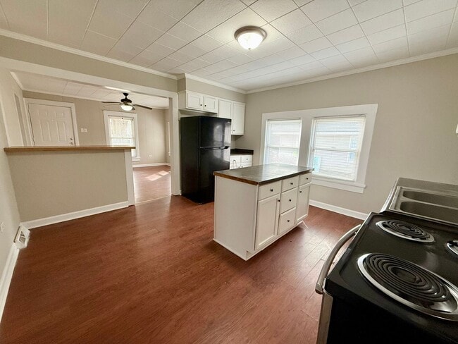 Foto del edificio - 409 N Crigler St