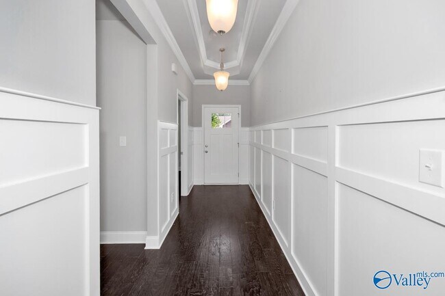 Foto del edificio - 207 Blackwood Dr NW