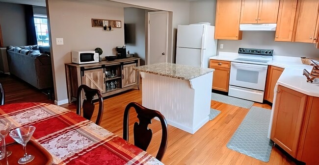 Foto del edificio - 688 W Paddle Wheel Ct