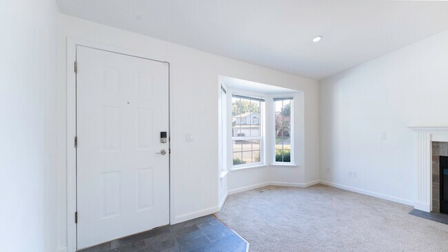 Building Photo - 5054 39th St NE