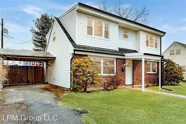 Foto del edificio - 5 br, 3 bath House - 1228 W Rosemont Drive