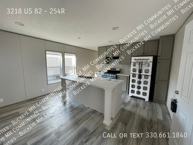 Building Photo - 3218 US 82-254R