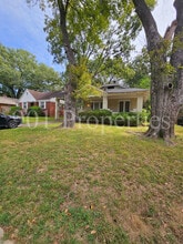 Building Photo - 582 Loeb St