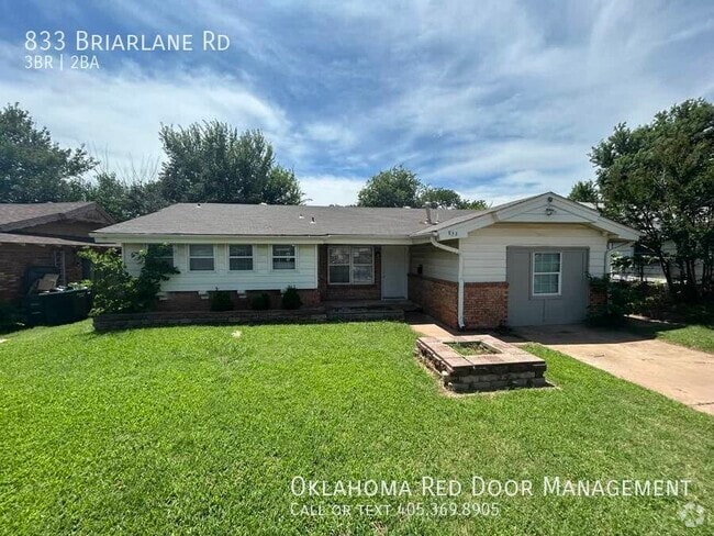Building Photo - 833 Briarlane Rd