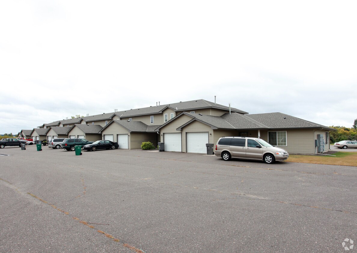 Primary Photo - Osceola Villas