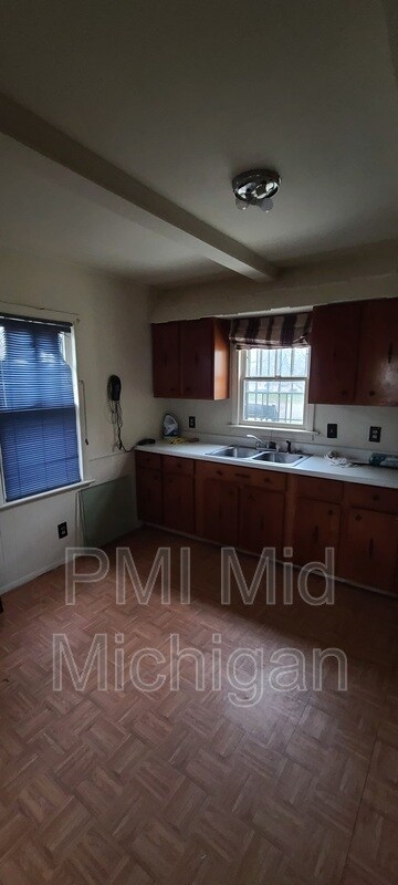 Building Photo - 1505 Prospect St