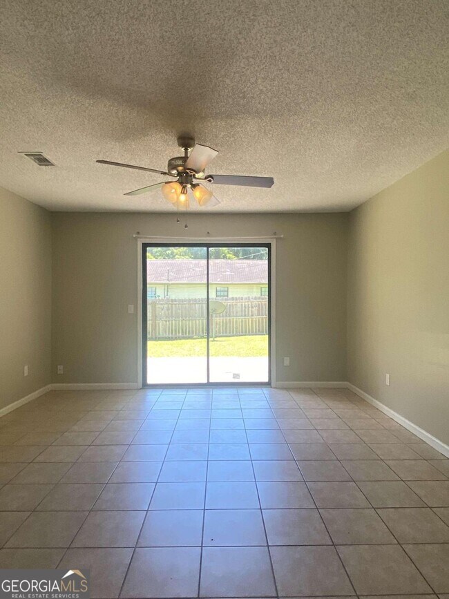 Building Photo - 530 S Orange Edwards Blvd