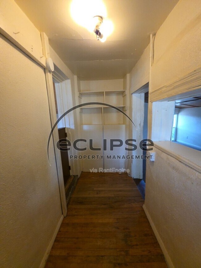 Foto del edificio - 122 10th St