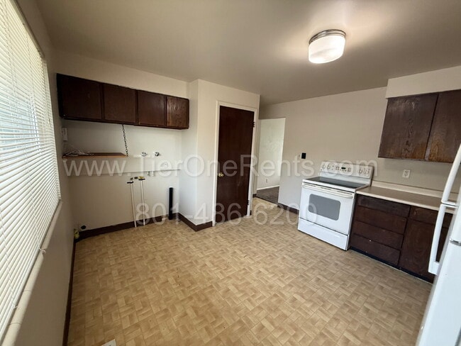 Foto del edificio - NO DEPOSIT option available for qualified ...