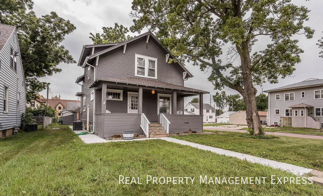 Building Photo - Cozy Charm in Sioux Falls