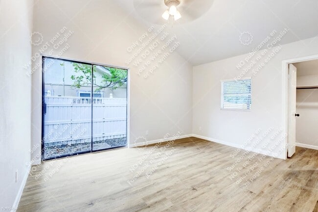 Building Photo - 2 br, 2 bath Duplex - 5209 Purple Sage Dr A A