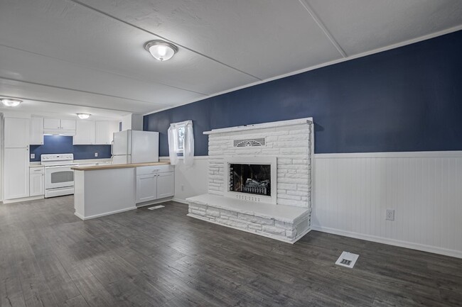 Building Photo - Newly Remodeled Rental Property in Payson