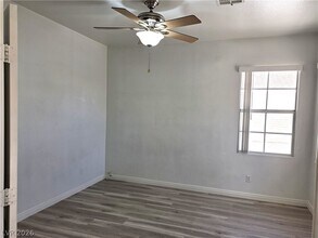 Building Photo - 9105 Sparkling Star St