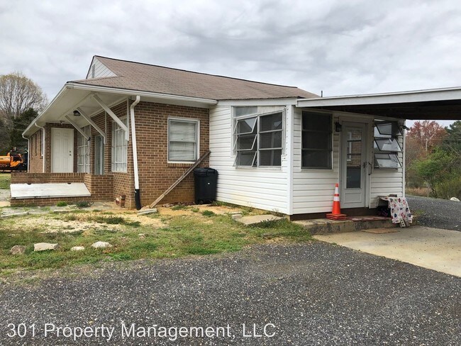 Foto del edificio - 3 br, 2 bath House - 4040 Derrico Place