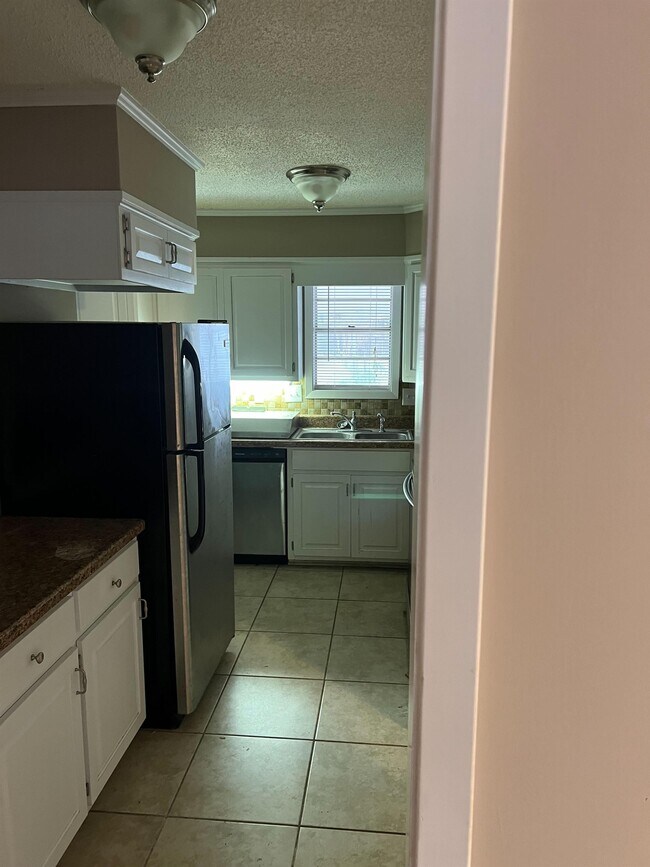 Building Photo - 5306 Sedgwick Dr