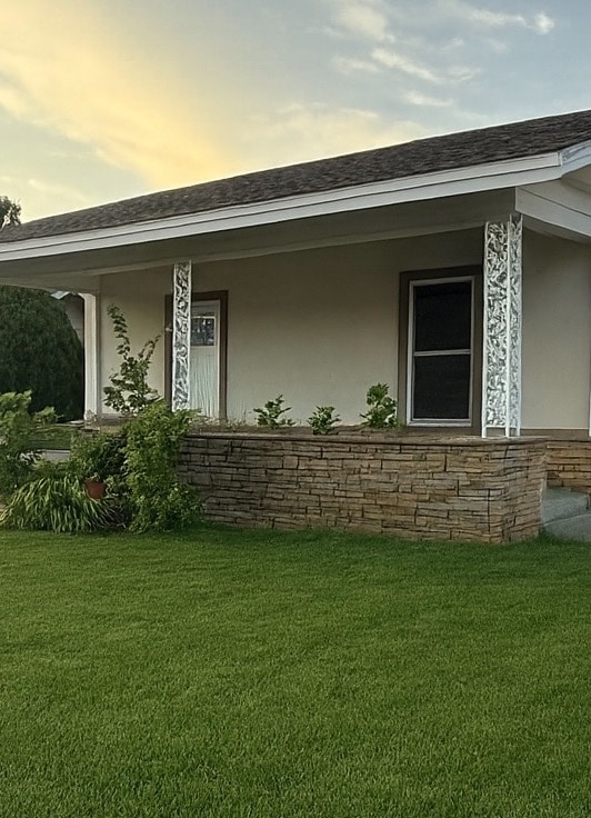 Building Photo - 808 E Oak St