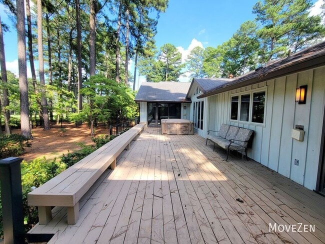 Building Photo - 6829 Greystone Dr