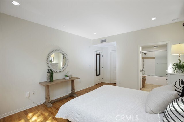 Building Photo - 70 Overbrook