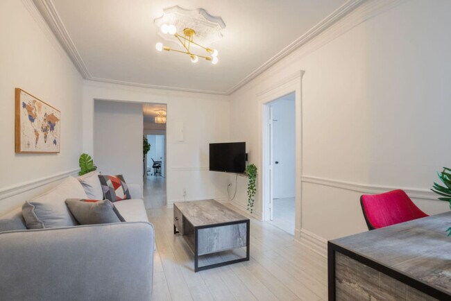 Photo du bâtiment - 1420 Rue Notre-Dame Ouest-SI ID1602242P