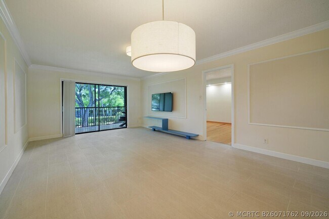 Building Photo - 1284 S Military Trail