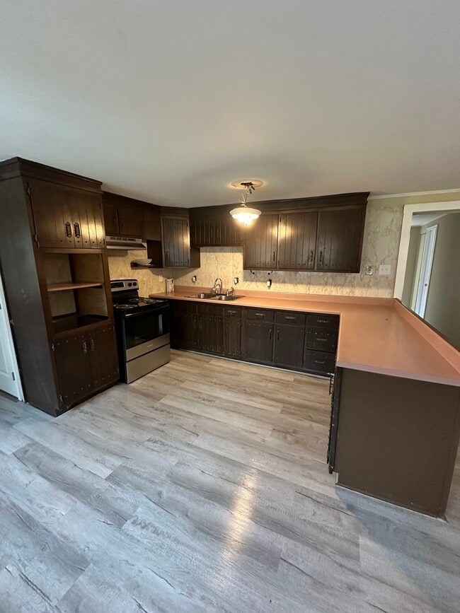 Building Photo - 74 Matthews Rd