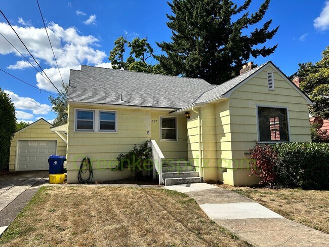 Foto del edificio - Gorgeous Pet-Friendly 3 Bedroom 1 Bath House